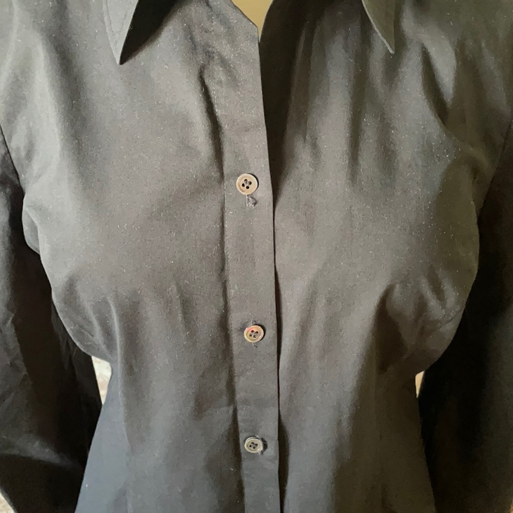Women’s shirt
